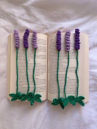 Marcapaginas flor lavanda crochet decoracion libro