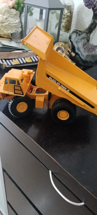 Camión de Juguete EUCLID R85 B Amarillo