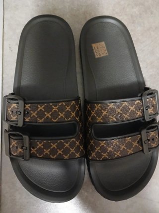 Chanclas T39 Negro y Marrón