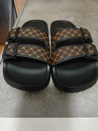 Chanclas T39 Negro y Marrón