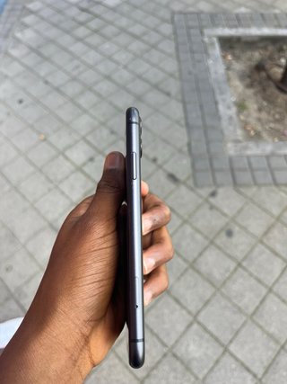 iPhone 11 Batería Buen Estado