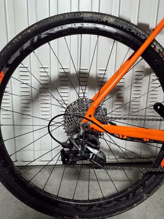Bicicleta Orbea Gain Eléctrica Naranja