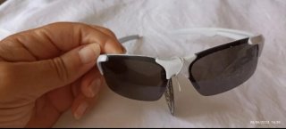 Gafas de sol infantiles (azul, morado,blanco)