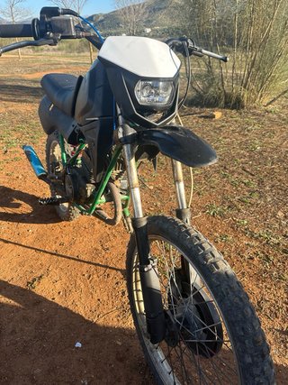 Moto Derbi FDS Enduro sin documentación