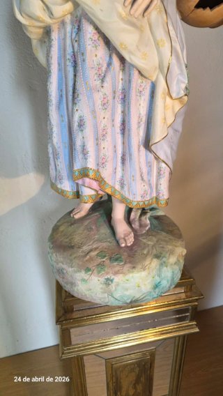 Figura porcelana francesa siglo XIX