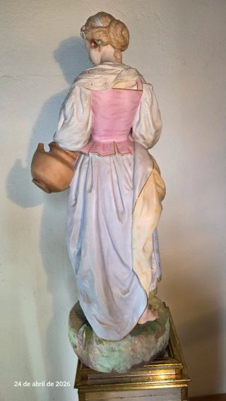 Figura porcelana francesa siglo XIX