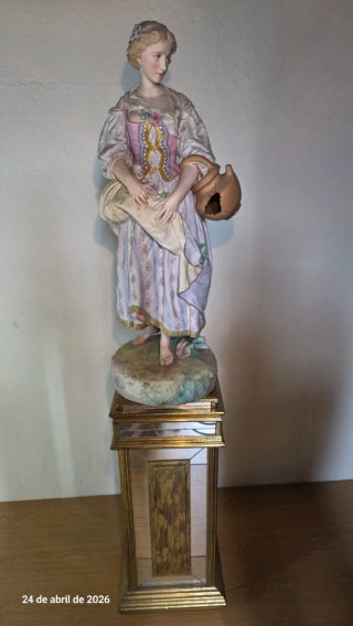 Figura porcelana francesa siglo XIX