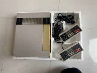 Nintendo NES con Caja y Accesorios
