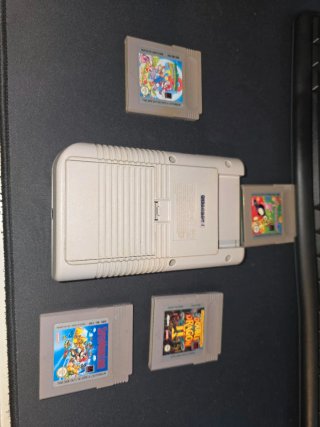 Nintendo Game Boy con 4 juegos