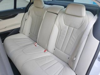 BMW Serie 7 745e