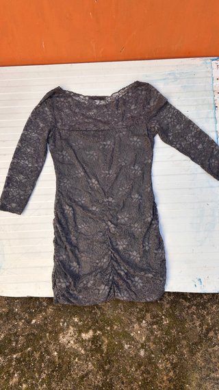 Vestido de encaje gris talla M