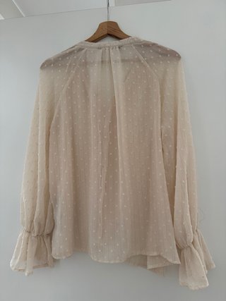Blusa Zara Beige Volantes Lunares