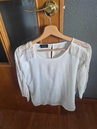 Camisa KOOKAÏ beig con flecos como nueva
