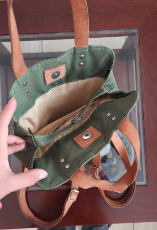 Mochila bolso VIVE verde y marrón