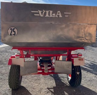 Abonadora Vila 3000kg Inoxidable