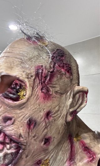 Máscara Zombie Latex Cuello Pelo