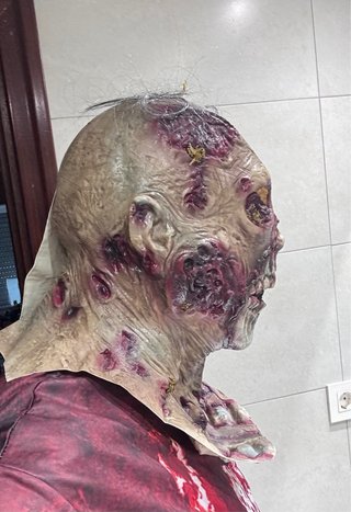 Máscara Zombie Latex Cuello Pelo