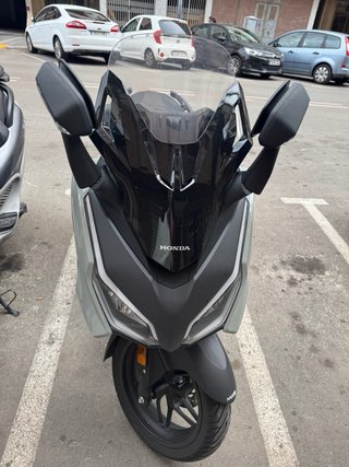 Honda Forza 125 Gris