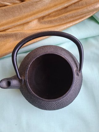 Tetera Hierro Fundido Estilo Japonés Negra