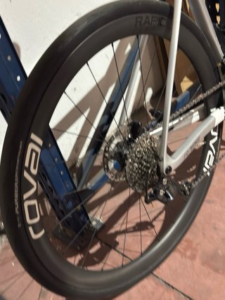Ruedas carbono Carretera Roval 40mm de perfil.