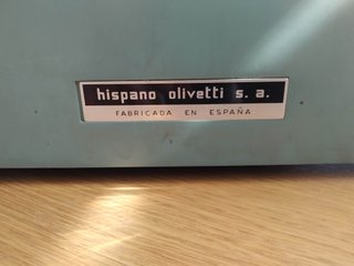 Maquina de escribir Olivetti Studio 44