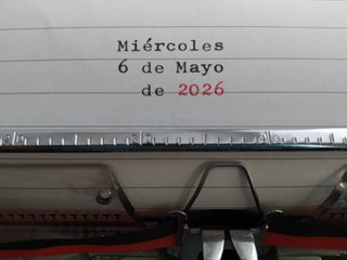 Maquina de escribir Olivetti Studio 44
