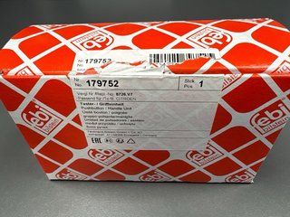 Unidad pulsador tapa maletero