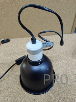 Soporte de Bombilla con Pinza para terrario