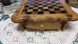 Juego de ajedrez de madera!Mide 27x27 cms