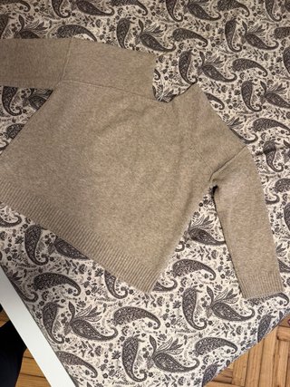 Jersey Pull&Bear Beige Cuello V Talla S