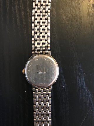 Reloj Lotus bicolor