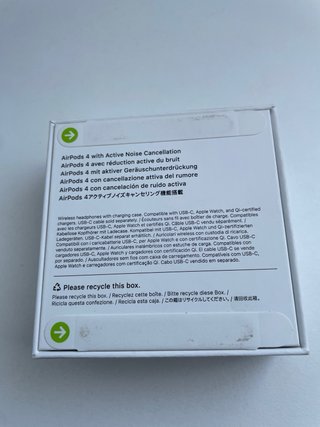 Airpods 4 con cancelación activa de ruido
