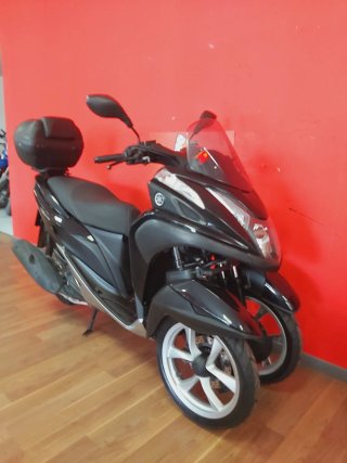 Yamaha Tricity 125 Negra