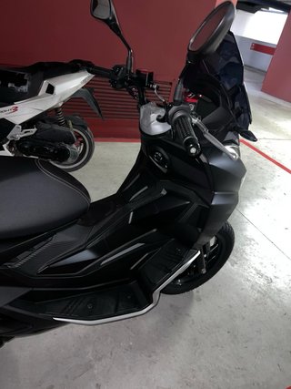 Aprilia SR GT 125 Negra Automática