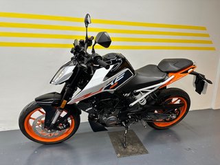KTM DUKE 125 AÑO 2023 !!
