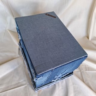 Caja de almacenaje artesanal de tela