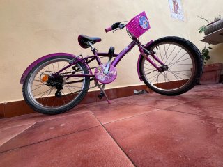 2 Bicicletas Niña Moradas Casi Nuevas