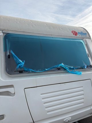 Ventana para caravana/autocaravana