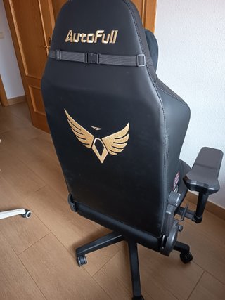 Silla Gaming Autofull Negra y Dorada
