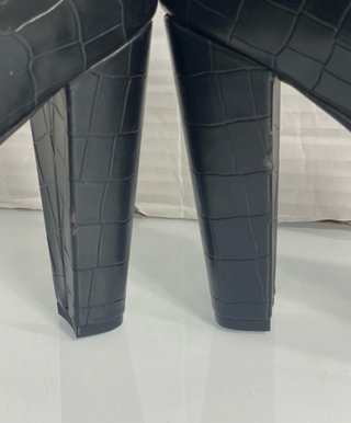 Botines HM Negros Tacón Plataforma Cremallera
