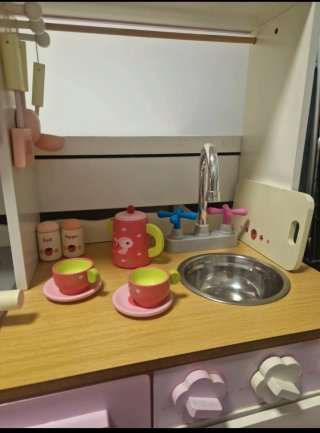 Cocinita de madera. 90cmaltox70cm anchox32cm fondo
