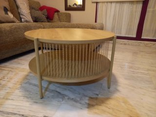 Mesa de centro redonda de madera