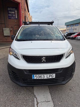Peugeot Expert 2021