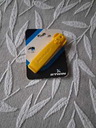Kit de pinchazos Btwin y Decathlon