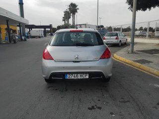 Peugeot 3008 2011