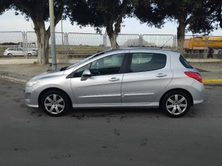 Peugeot 3008 2011