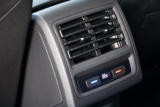 Volkswagen Golf R-LINE 1.5 150CV 2020