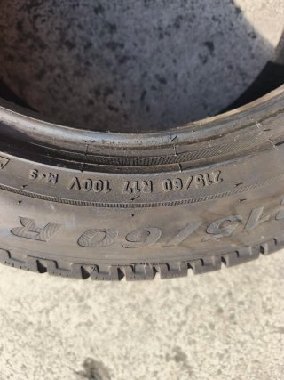 Neumáticos 215/60 R17 100V
