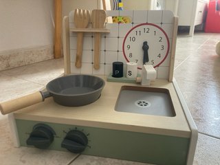 Cocina de madera para niños