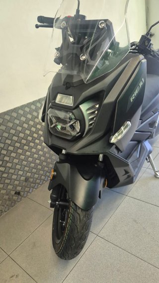 Rieju X-over 357 Scooter Negro